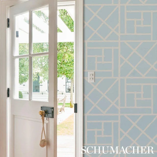Hollywood Regency Sample - Schumacher X Cristina Buckley Trellis Wallpaper in Sky Blue For Sale - Image 3 of 4