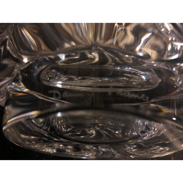 This superb lampin crystal from Daum weighs approx. 5kg and has never been mounted. This piece has an attribution mark, I...