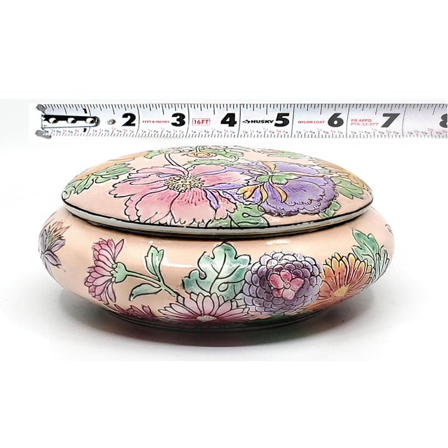 Chinoiserie Vintage Chinese Porcelain Trinket Jewelry Box With Flowers For Sale - Image 3 of 8