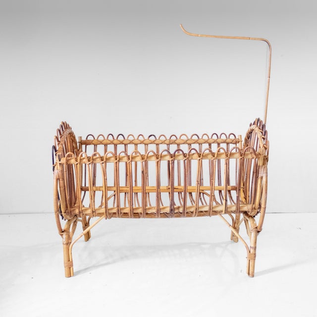 Mid-Century Modern Mid-Century Modern Bamboo Baby Cradle, Italy, 1960s For Sale - Image 3 of 16
