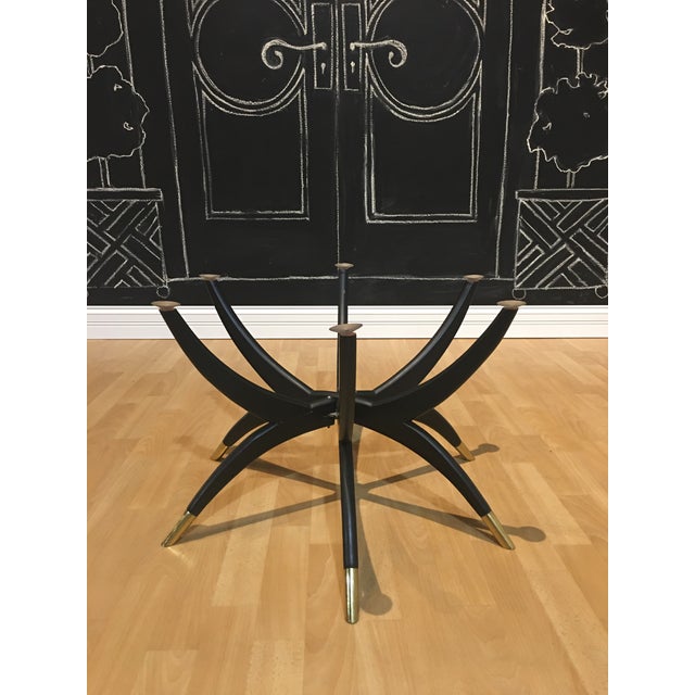 Mid-Century Modern 1950s Lacquered Brass Tray Spider Leg Tray Table For Sale - Image 3 of 9