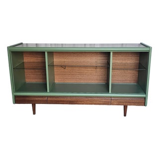 1950s Mid Century Modern Sideboard Credenza, Display Cabinet, by John Keal for Brown Saltman, Circa 1950's For Sale