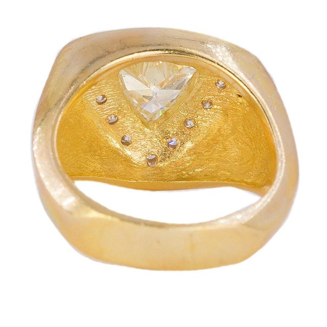 Late 20th Century 2.00 Trillion Ring, Size 7.75 For Sale - Image 4 of 4