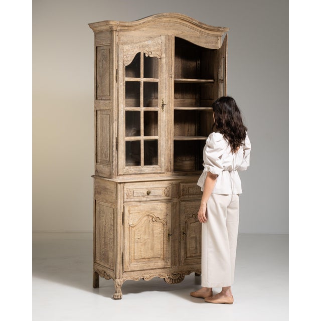 Louis XIV Oak Vitrine, Baroque Style, France, 19th Century For Sale - Image 10 of 16