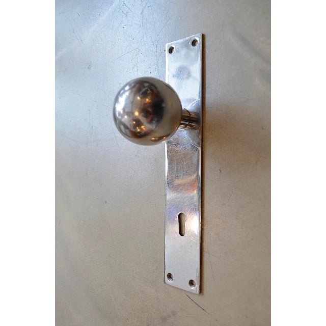 Bauhaus - Art Deco doorknob, in the large version from the 1930s, perfectly complements the designs of Walter Gropius. -...