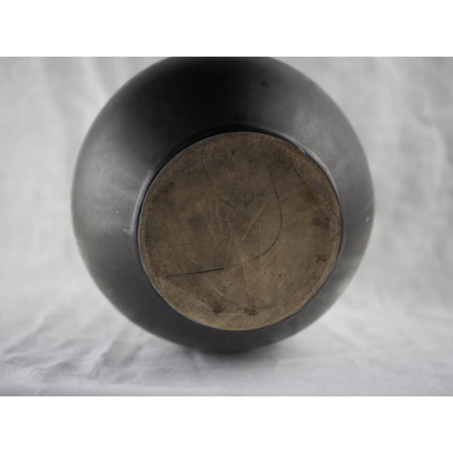 1930s French Gilbert Méténier Art Deco Mat Black and Lava Vase For Sale - Image 6 of 10