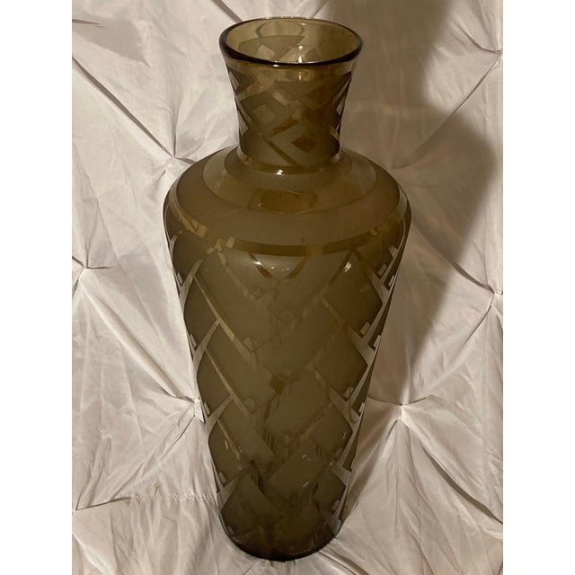 Art Deco This Daum Nancy Vase Is an Authentic Art Deco Piece Originating From France, Typically Dating to Circa 1930. For Sale - Image 3 of 8