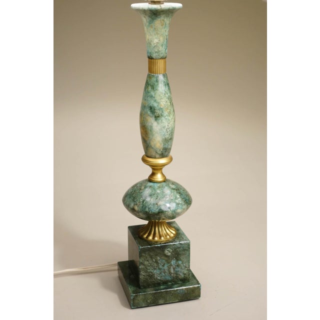 Matching Pair Large Neoclassic Hollywood Regency Modern Green Malachite Marble Urn Style Column Table Lamps 1960's Italy For Sale In Los Angeles - Image 6 of 12