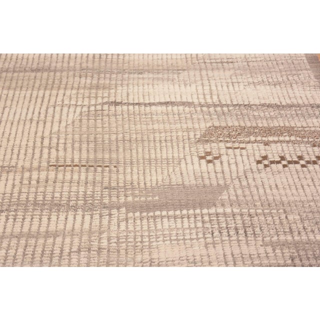 Textile Nazmiyal Collection Oversized Minimalist Geometric Rug For Sale - Image 7 of 9