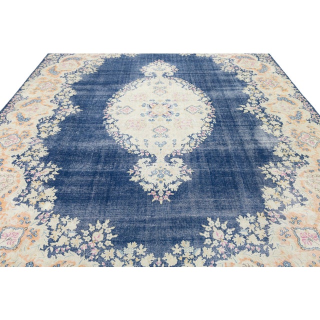 10x13 Antique Persian Kerman Rug - Large Floral Medallion - Navy & Cream For Sale - Image 10 of 11