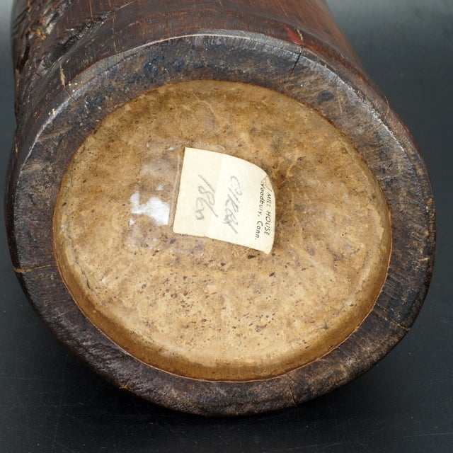 Chinese Carved Wood Bamboo Brush Pot Bitong 19th Century For Sale In Phoenix - Image 6 of 8