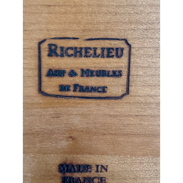 Chestnut 1960s French Richelieu Expandable Dining Table With Two Leaves, Made in France For Sale - Image 8 of 9