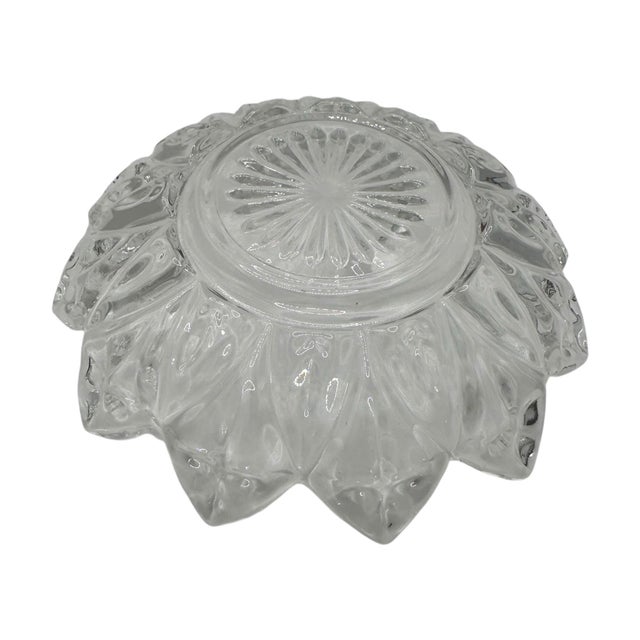 1950s Vintage Pressed Glass Fruit Bowls in 'Petal' Pattern by Federal Glass Company - A Set of 3 For Sale - Image 5 of 12