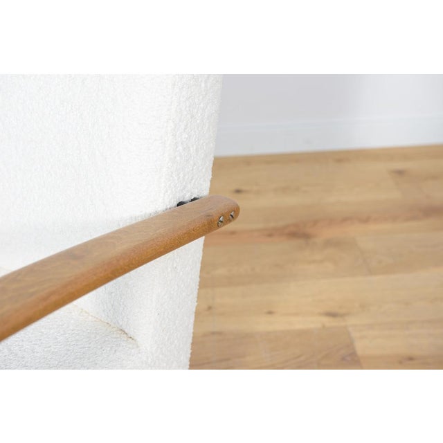 Model 53 Armchair by Jaroslav Smidek for Ton, 1960s For Sale - Image 12 of 17