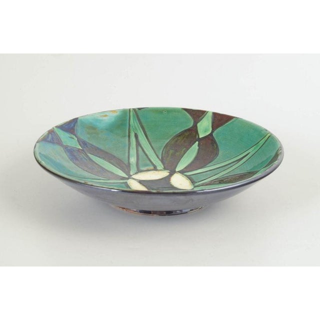 Kähler bowl, 1930s. Hand-glazed faience bowl with geometric decoration in green and brown tones. A classic Art Deco...