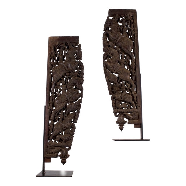 Architectural Consoles with Yalis and Horsemen from Chettinad, 19th Century, Set of 2 For Sale