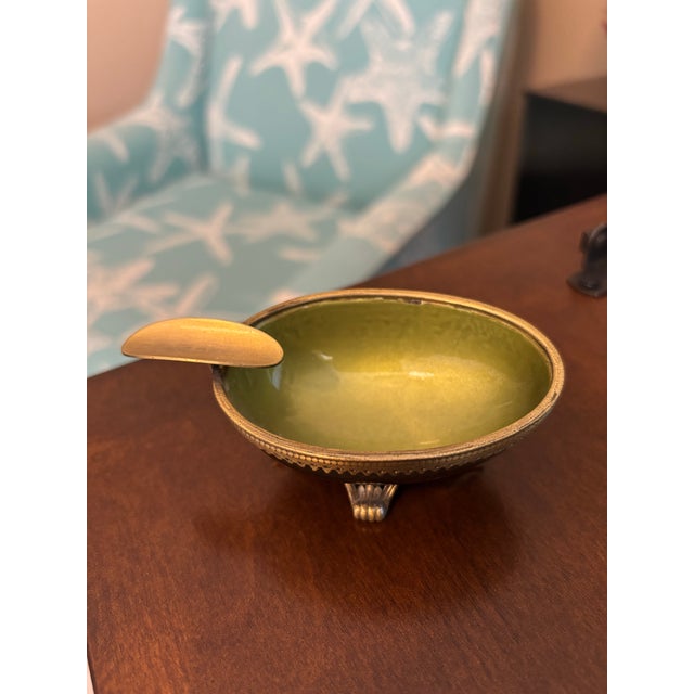 Art Deco Vintage Evans Green Enamel & Brass Art Deco Ashtray For Sale - Image 3 of 7