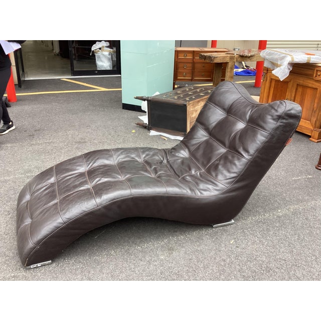 Wave-Chaise Italian Leather by Contempo Furniture For Sale In New York - Image 6 of 11