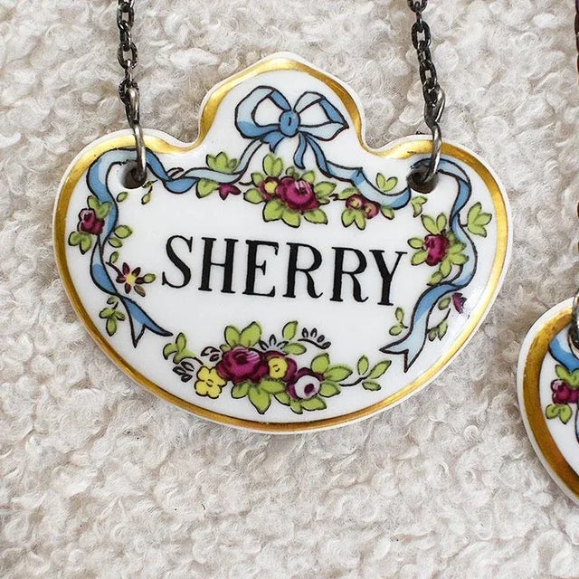 Victorian Set of 3 Antique Hand Painted Bone China Liquor Bottle Tags by Coalport England For Sale - Image 3 of 5