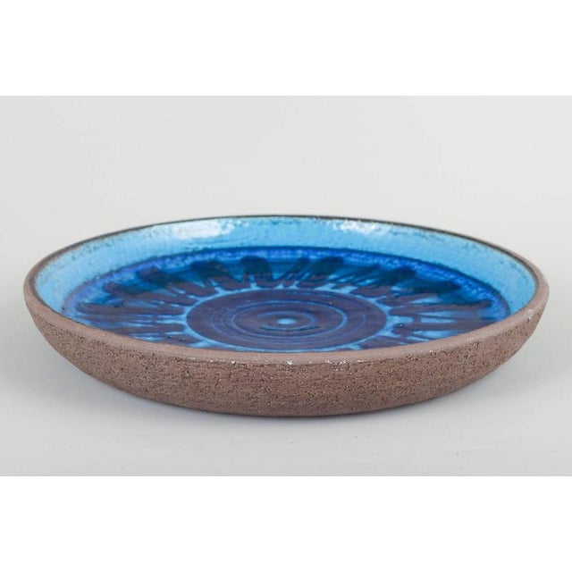 Inger Persson for Rörstrand Ateljé Dish, 1960/70s. Stoneware dish with hand-painted decoration in deep blue tones,...