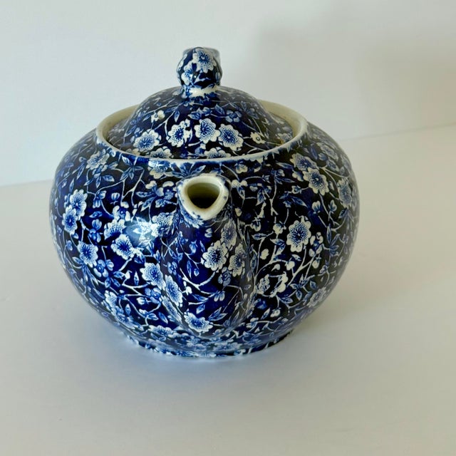 Calico Blue Teapot, Blue White Floral Chintz, Staffordshire Crownford China, England In great used vintage condition....