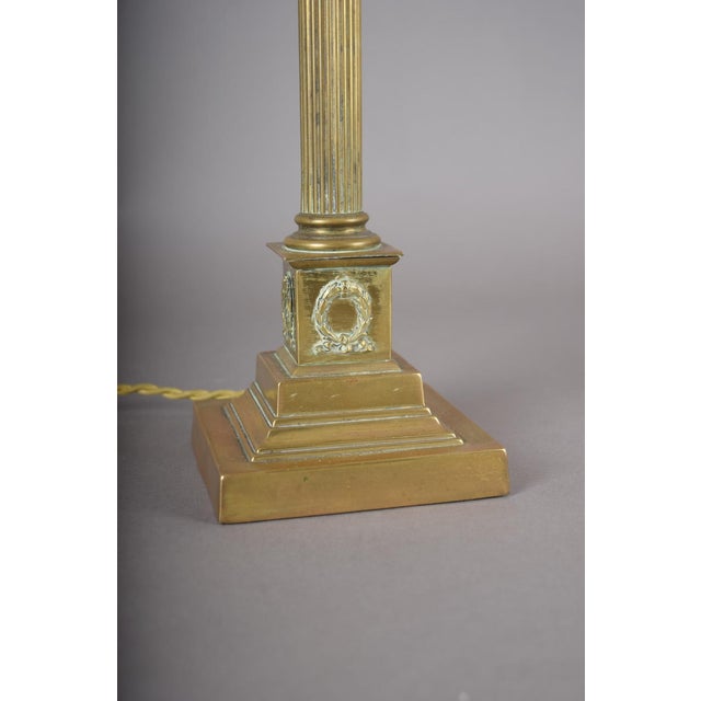 Gold Louis XVI Neoclassical Gilded Brass Fluted Column Table Lamp with Laurel Wreath Relief, Europe, 1930s For Sale - Image 8 of 13