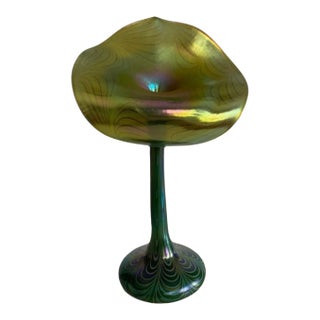 Orient & Flume Iridescent Art Glass Pulled Feather Jack in the Pulpit Vase 1980 For Sale