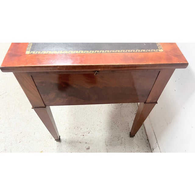 Louis XVI Style Flat Desk in Mahogany and Veneer, 19th Century For Sale - Image 10 of 15