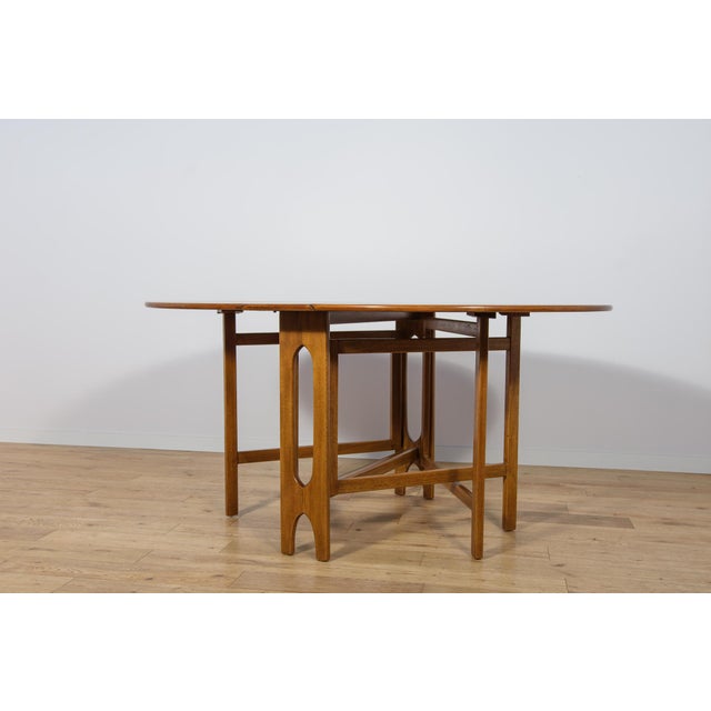 Wood Mid-Century Modern Round Drop Leaf Dining Table from Jentique, United Kingdom, 1960s For Sale - Image 7 of 18