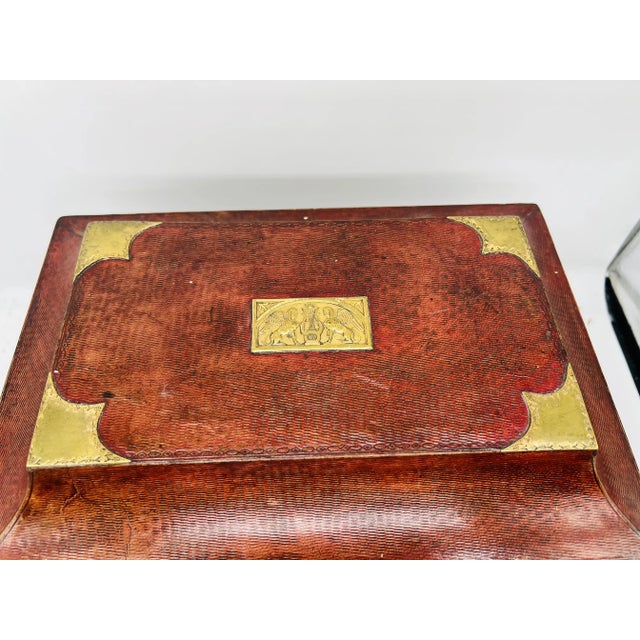 Traditional Fine Regency Egyptian Revival Leather & Snake Handled Ormolu Box C. 1815 For Sale - Image 3 of 12
