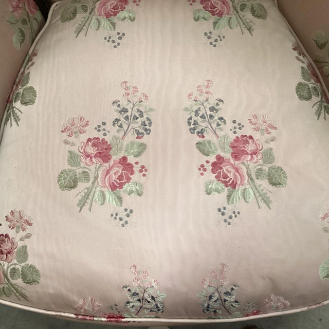 French Rare Louis XVI Gold-Leaf Salon Set W/Original Silk Upholstery For Sale - Image 3 of 17