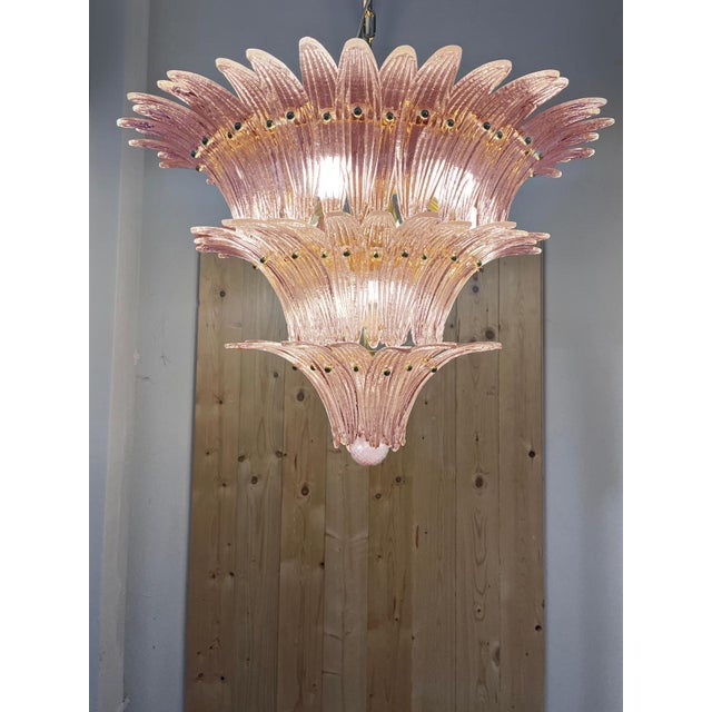 Murano Mid-Century Modern Pink “Palmette” Murano Glass Chandelier For Sale - Image 4 of 4