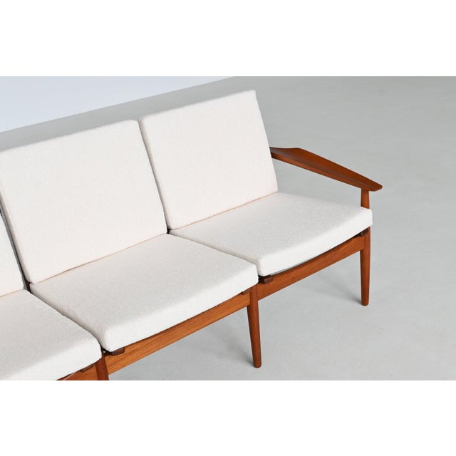 Vintage Danish Three-Seater Sofa in Teak by Svend Åge Eriksen, 1960 For Sale - Image 12 of 18