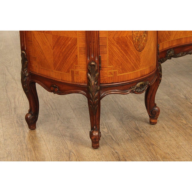 1930's French Louis XV Style Inlaid Satinwood Vanity For Sale In Philadelphia - Image 6 of 11