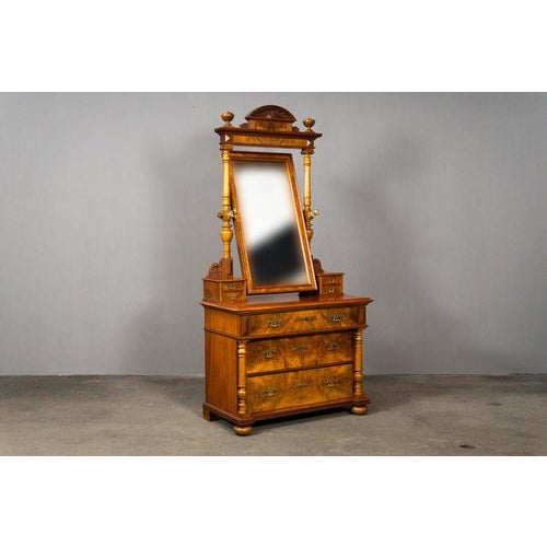 Chest of drawers with mirrored top Period & Style: Gründerzeit - second half of the 19th century Features - elegant and...