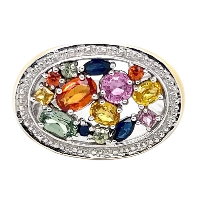 Late 20th Century Multicolor Sapphire & Yellow Enamel 14k White Gold Oval Top Ring, Size 6.5 For Sale