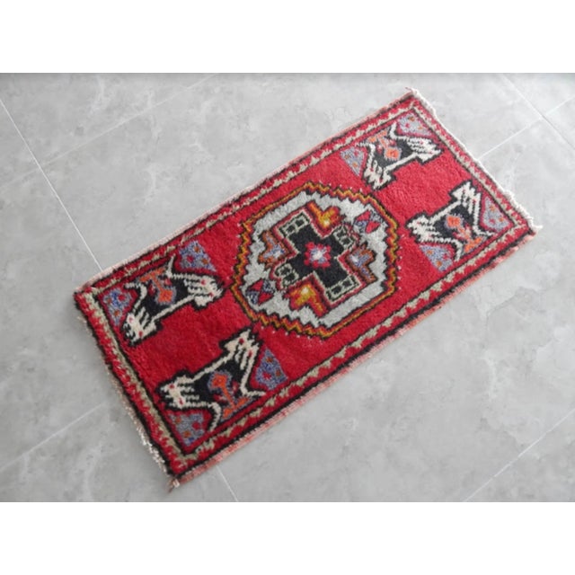 Small Vintage Runner Rug 20.1'' X 40.1'' / 51x102cm Hand woven with high quality pure wool Excellent condition From TURKEY...