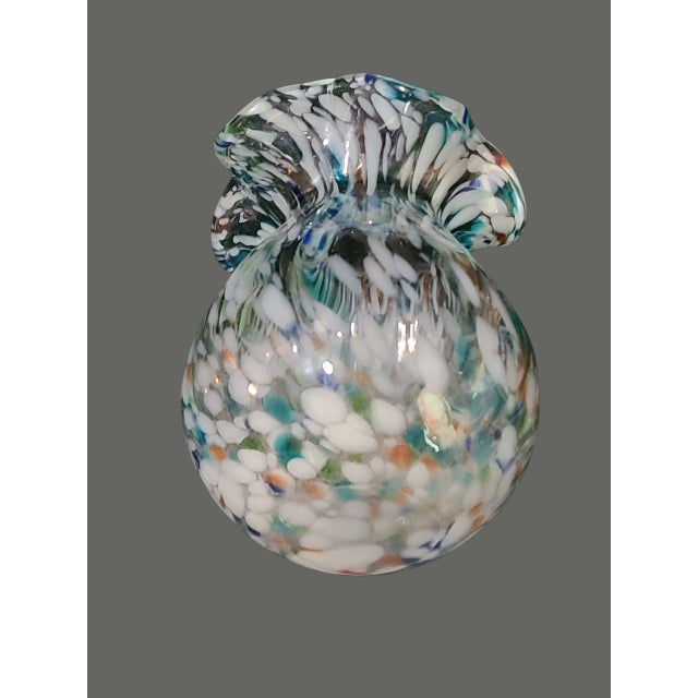 Late 20th Century Vintage Attributed Murano Art Glass Ruffled Top Confetti Multi Color Vase For Sale - Image 5 of 7
