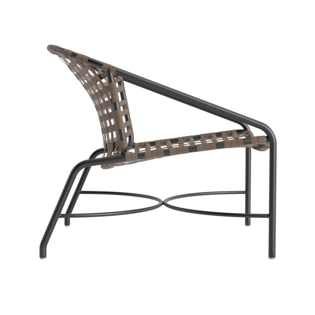 Contemporary Brown Jordan Kantan Aluminum Suncloth Lounge Chair, Textured Pewter frame with Mica fabric For Sale - Image 3 of 11