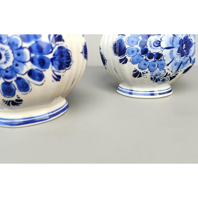 Antique Handmade Hand-Painted Delft Blue Delftware Knobbel Vase, Bulbous Bottle and Tulip Vase, Holland, 1920s, Set of 3 For Sale - Image 10 of 18