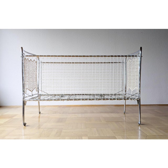 Vintage Childrens Bed in Tubular Steel, Rattan and Mesh, 1960s For Sale - Image 4 of 9