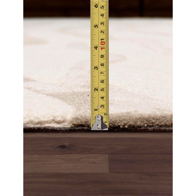 Edgy Hand-Tufted Ivory Area Rug- 6' 0'' X 9' 0'' For Sale - Image 4 of 5