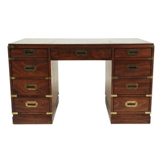Vintage Sligh Campaign Pedestal Desk With Inlay Leather Top For Sale