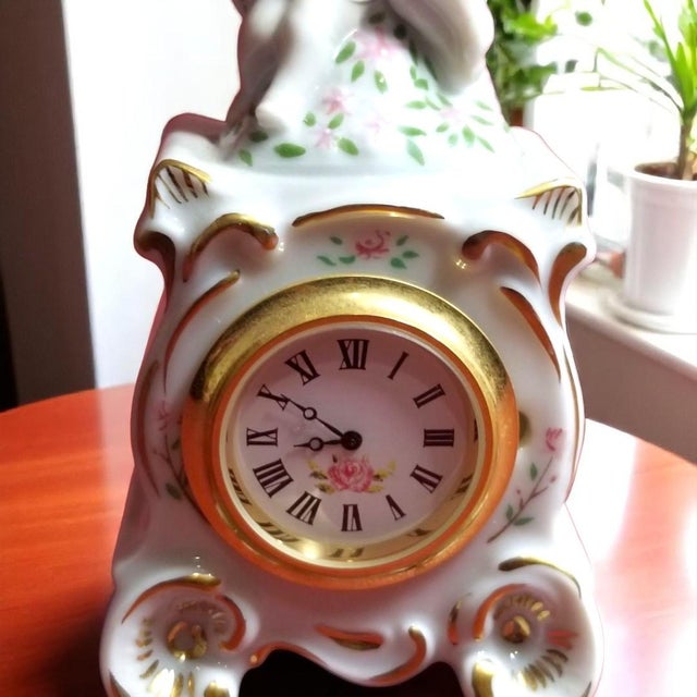 1986 Franklin Mint Louis V Cartel Clock - Miniature - Porcelain For Sale In Dallas - Image 6 of 10