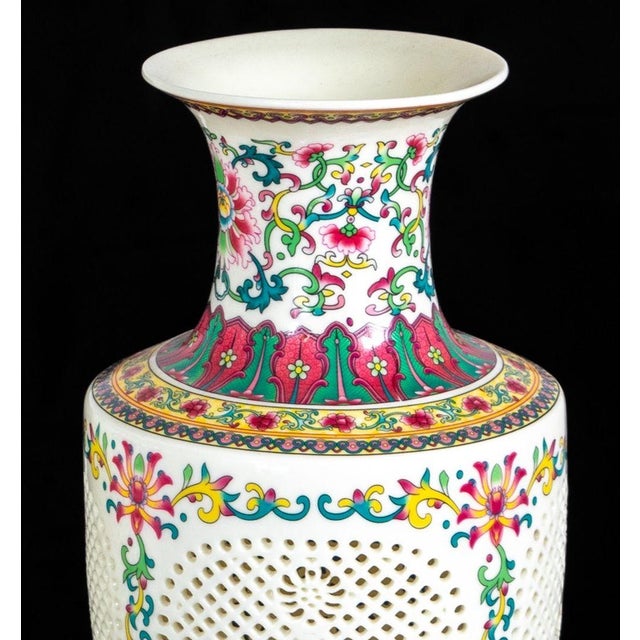 Chinese Reticulated Porcelain Baluster Vases, 2 For Sale - Image 4 of 5