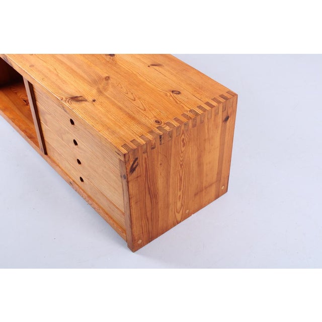 Small Sideboard in Pinewood by Ate Van Apeldoorn for Houtwerk Hattem, 1960s For Sale - Image 16 of 17