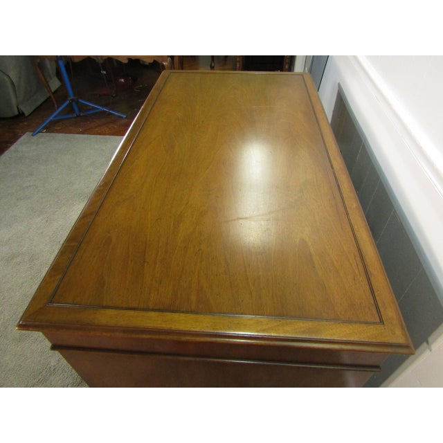 Kittinger Kittinger Solid Mahogany Executives Desk For Sale - Image 4 of 10
