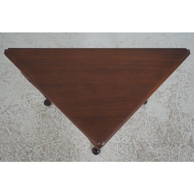 Biggs Mahogany Gate Leg Corner Table For Sale - Image 4 of 16