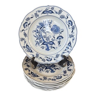 Mid 20th Century Japenese Blue Danube “Blue Onion” Dinner Plates - Set of 8 For Sale