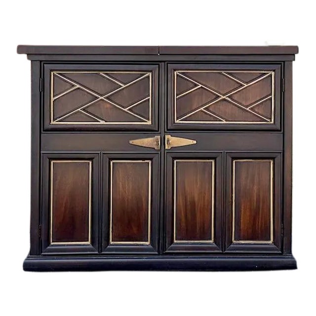 Mid 20th Century Dorothy Draper Style Chippendale Vintage Bar For Sale